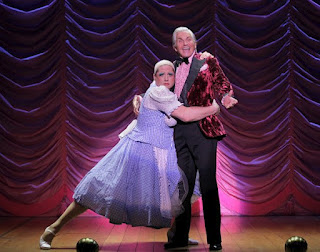 la-et-cm-review-la-cage-aux-folles-at-the-pant-001-767154